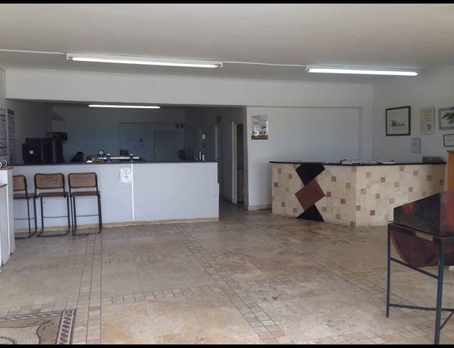 500M² FACTORY TO LET IN PAARDEN EILAND